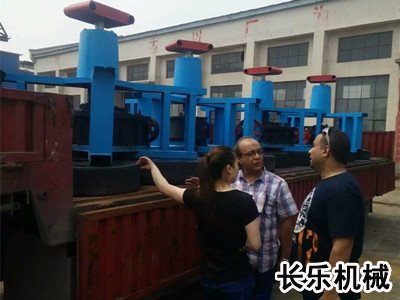 發往遼寧丹東碾金機